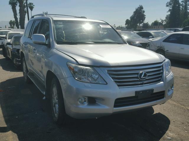 JTJHY00W584008077 - 2008 LEXUS LX 570 SILVER photo 1