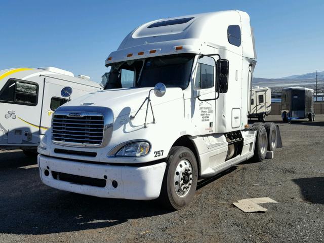 1FUJA6CK88LY66999 - 2008 FREIGHTLINER CONVENTION WHITE photo 2