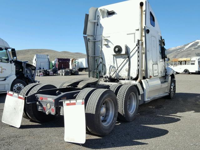 1FUJA6CK88LY66999 - 2008 FREIGHTLINER CONVENTION WHITE photo 4
