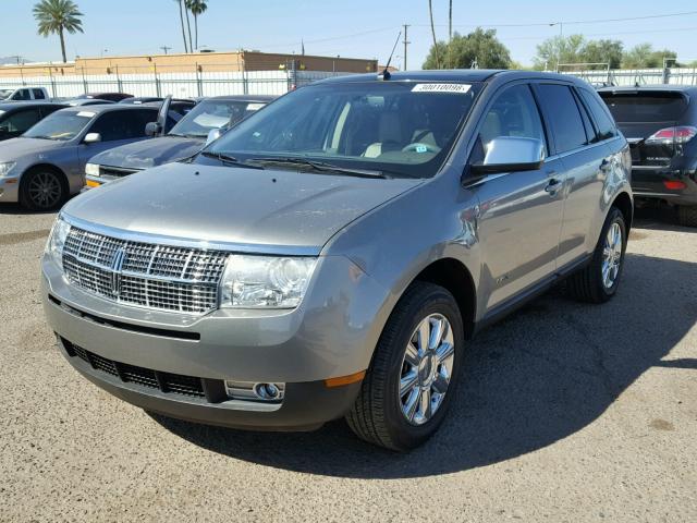 2LMDU68C98BJ29212 - 2008 LINCOLN MKX SILVER photo 2