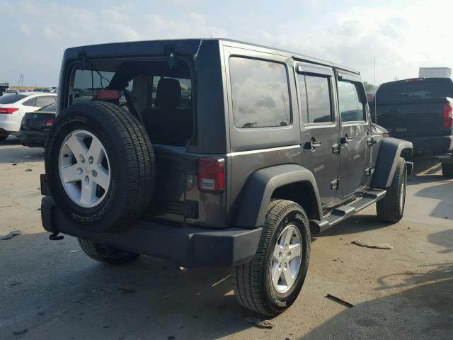 1C4BJWDG2GL309252 - 2016 JEEP WRANGLER U GRAY photo 4