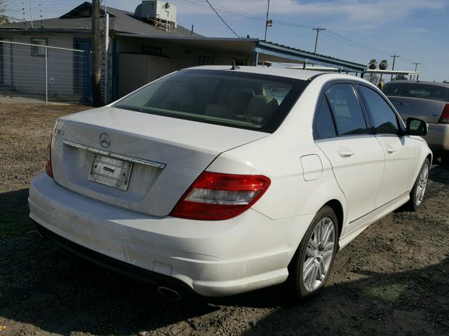 WDDGF54X49R077230 - 2009 MERCEDES-BENZ C 300 WHITE photo 4