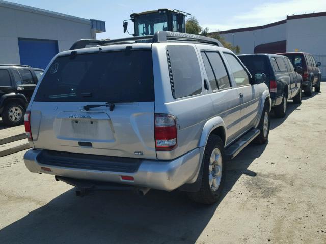 JN8DR09Y62W702800 - 2002 NISSAN PATHFINDER SILVER photo 4