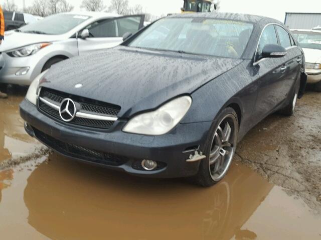 WDDDJ75X16A041646 - 2006 MERCEDES-BENZ CLS 500C BLUE photo 2