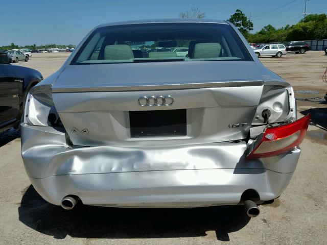 WAUJC68EX5A120420 - 2005 AUDI A4 1.8T SILVER photo 9