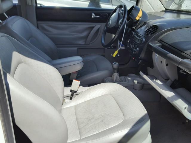 3VWDD21C5YM462781 - 2000 VOLKSWAGEN NEW BEETLE Ağ foto 5