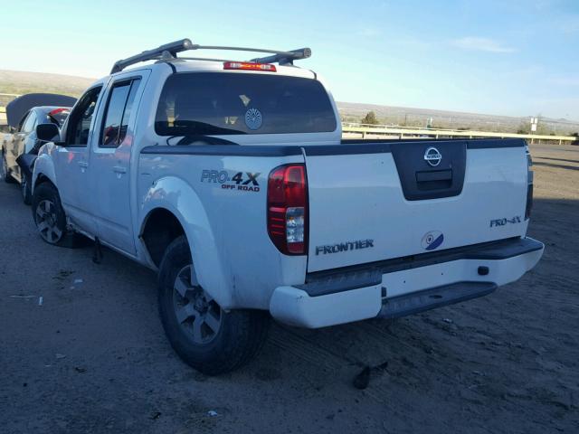 1N6AD0EV1BC431846 - 2011 NISSAN FRONTIER S WHITE photo 3