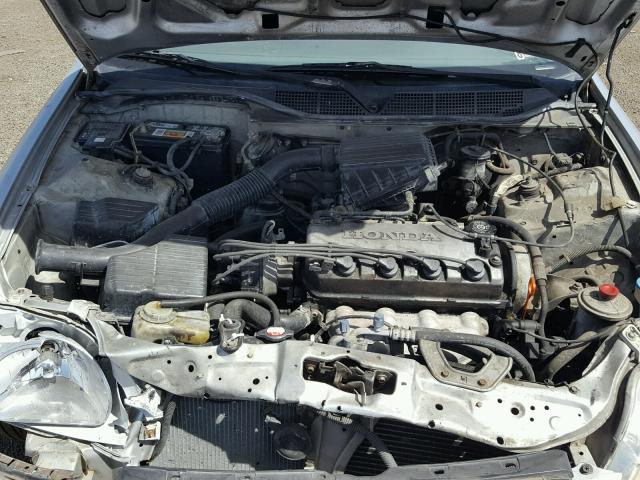 2HGEJ6613YH570105 - 2000 HONDA CIVIC BASE SILVER photo 7