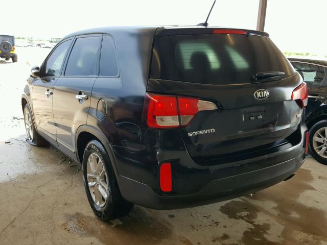 5XYKT3A69FG647634 - 2015 KIA SORENTO LX BLACK photo 3