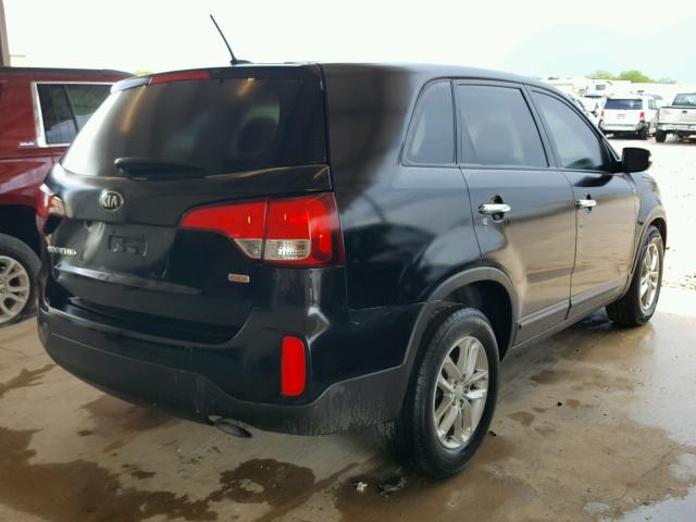 5XYKT3A69FG647634 - 2015 KIA SORENTO LX BLACK photo 4