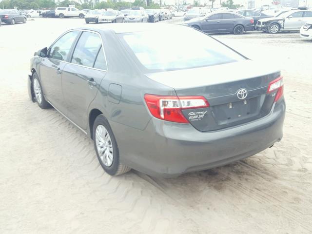 4T1BF1FKXDU677511 - 2013 TOYOTA CAMRY L GREEN photo 3