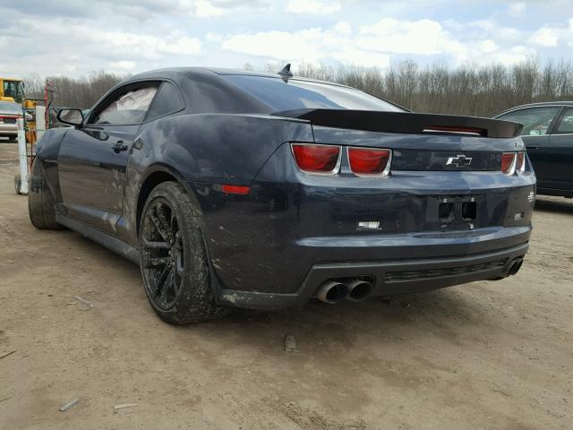 2G1FL1EP1D9807032 - 2013 CHEVROLET CAMARO ZL1 蓝色 照片 3
