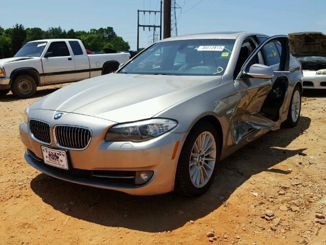 WBAFU7C57BC771360 - 2011 BMW 535 XI Бежевий фото 2
