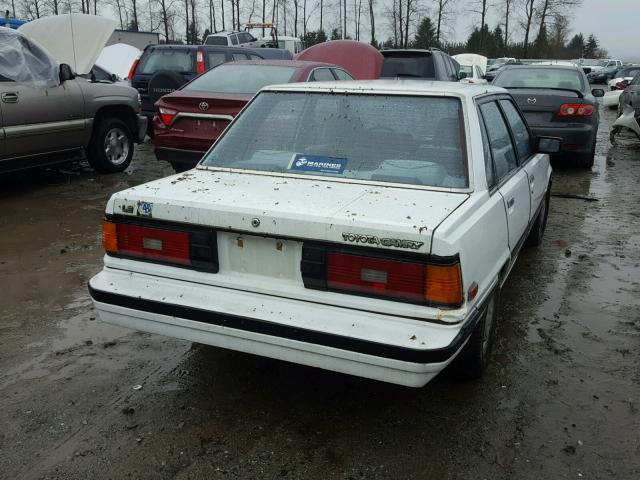 JT2SV16E2D0054529 - 1983 TOYOTA CAMRY LE WHITE photo 4