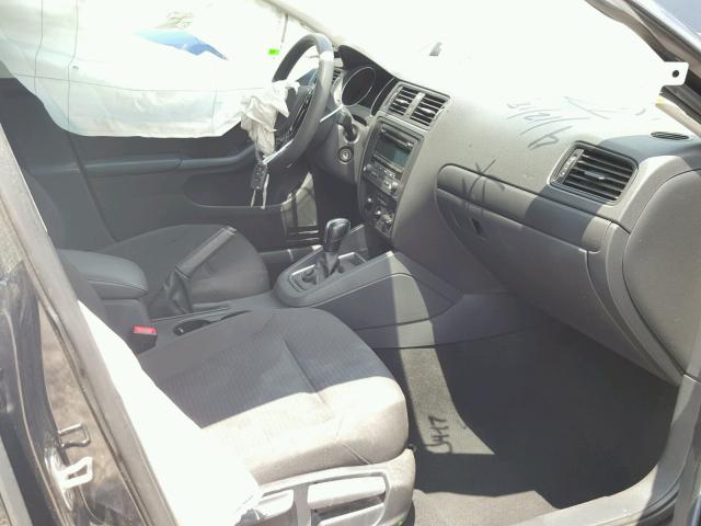 3VW2K7AJ2FM327408 - 2015 VOLKSWAGEN JETTA BASE BLACK photo 5