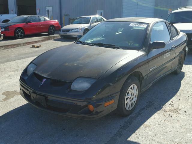 1G2JB124217141055 - 2001 PONTIAC SUNFIRE SE BLACK photo 2