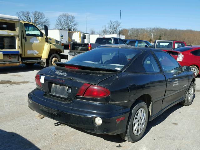 1G2JB124217141055 - 2001 PONTIAC SUNFIRE SE BLACK photo 4