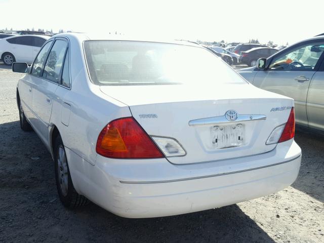 4T1BF28B01U182328 - 2001 TOYOTA AVALON XL WHITE photo 3