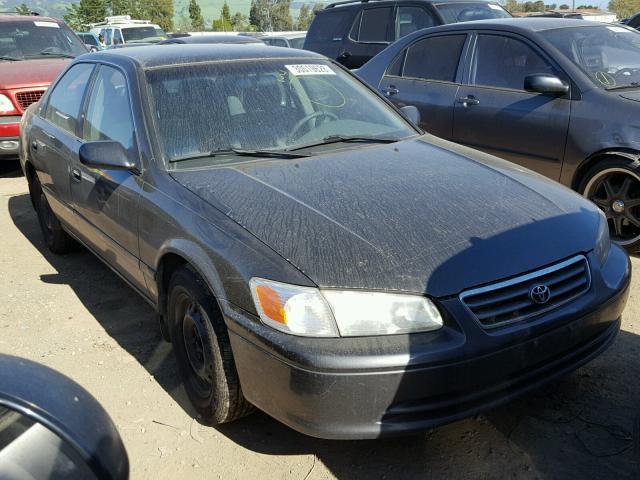 JT2BG22KXY0530494 - 2000 TOYOTA CAMRY CE GRAY photo 1