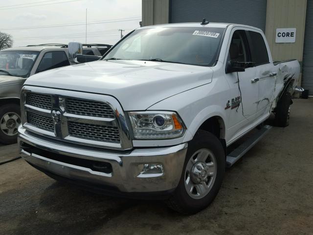 3C6UR5KL4DG556946 - 2013 RAM 2500 LARAM WHITE photo 2