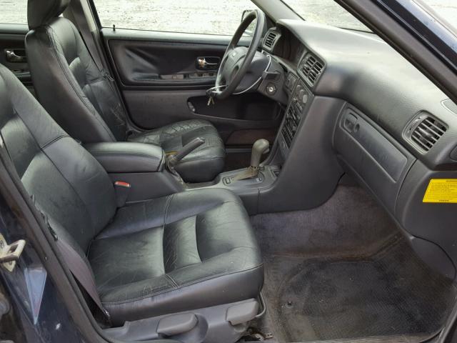 YV1LS5679W1463311 - 1998 VOLVO S70 GLT BLUE photo 5