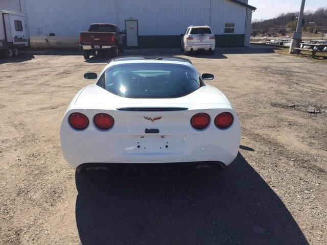 1G1YG2DW6C5102475 - 2012 CHEVROLET CORVETTE WHITE photo 6