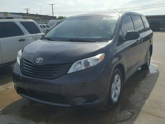 5TDKA3DCXCS012797 - 2012 TOYOTA SIENNA BAS BLACK photo 2