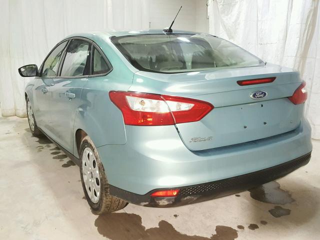 1FAHP3F25CL173496 - 2012 FORD FOCUS SE BLUE photo 3