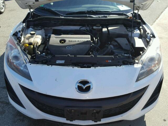 JM1BL1UF0B1422142 - 2011 MAZDA 3 I WHITE photo 7