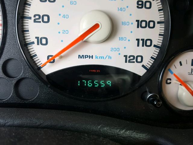 1J4GL38K03W560836 - 2003 JEEP LIBERTY RE BLACK photo 8