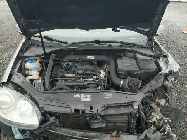 WVWFV71K38W302198 - 2008 VOLKSWAGEN GTI GRAY photo 7