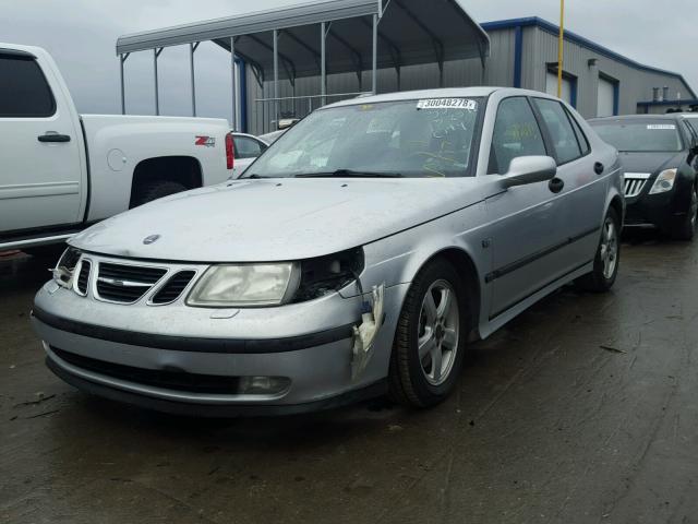 YS3ED49A243504916 - 2004 SAAB 9-5 ARC SILVER photo 2