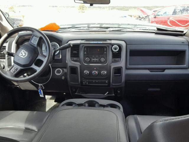 3C6TR4HT6DG564964 - 2013 RAM 2500 ST WHITE photo 9