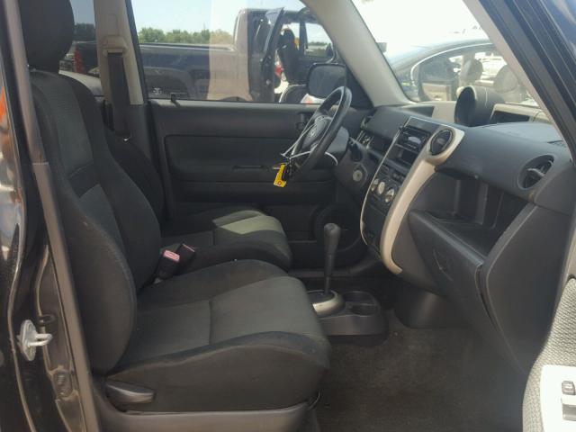 JTLKT324664082517 - 2006 TOYOTA SCION XB 黑色 照片 5