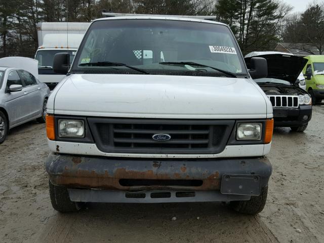 1FTNE24W35HA27820 - 2005 FORD ECONOLINE WHITE photo 9