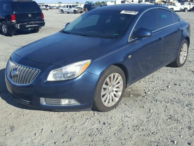 W04GN5EC3B1084872 - 2011 BUICK REGAL CXL BLUE photo 2