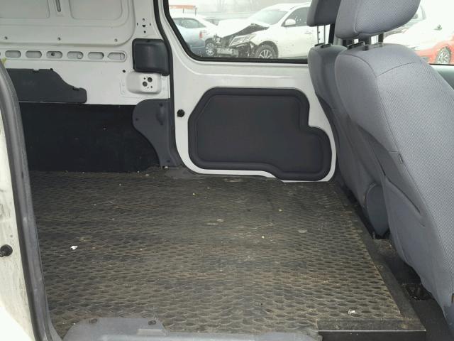 NM0LS6BN7AT002134 - 2010 FORD TRANSIT CO WHITE photo 6