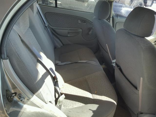 KNADC125936279440 - 2003 KIA RIO GRAY photo 6