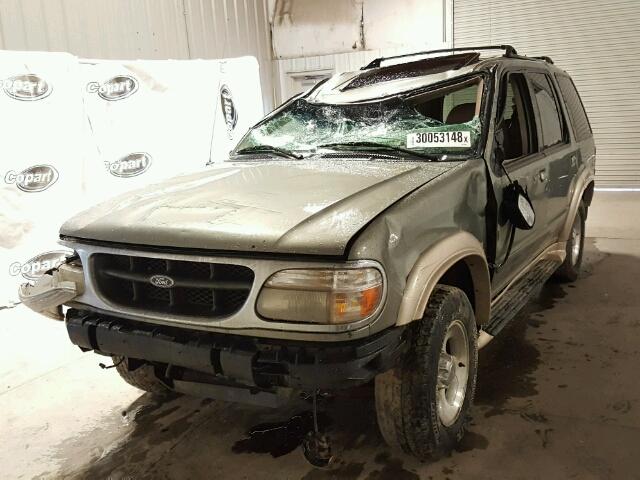 1FMZU84P0YUB27560 - 2000 FORD EXPLORER E GREEN photo 2