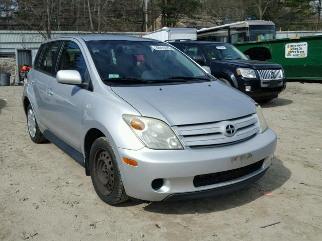 JTKKT624840066944 - 2004 TOYOTA SCION XA SILVER photo 1