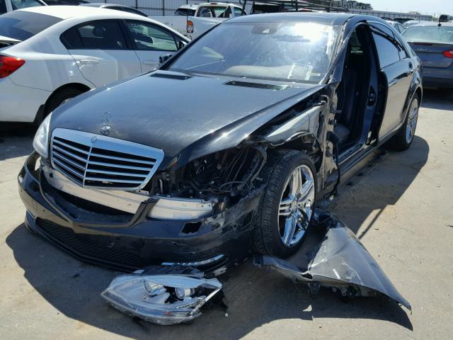 WDDNG7DB3CA475779 - 2012 MERCEDES-BENZ S 550 BLACK photo 2