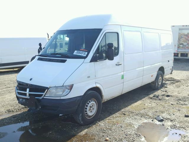 WD0PD744X65961278 - 2006 DODGE SPRINTER 2 WHITE photo 2