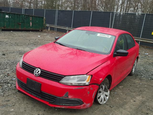 3VW2K7AJ8EM224489 - 2014 VOLKSWAGEN JETTA BASE 红色 照片 2