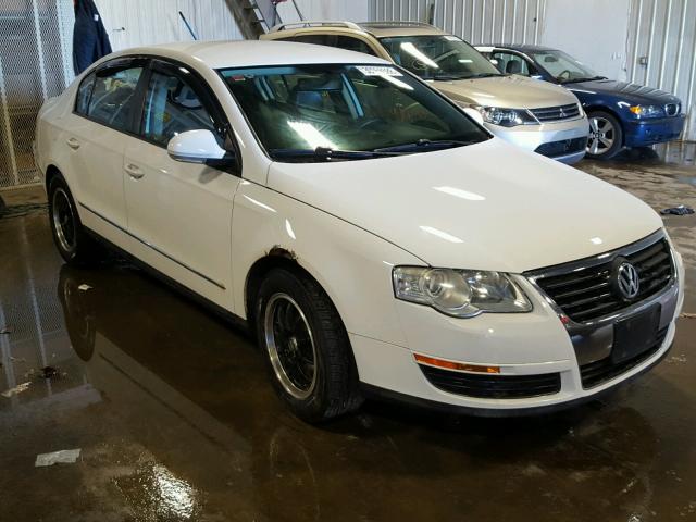 WVWJK73C17P047102 - 2007 VOLKSWAGEN PASSAT WHITE photo 1