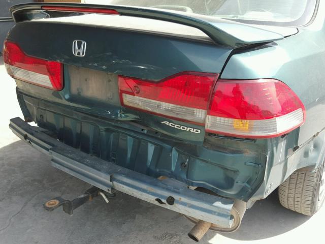 3HGCG66542G705690 - 2002 HONDA ACCORD LX GREEN photo 9