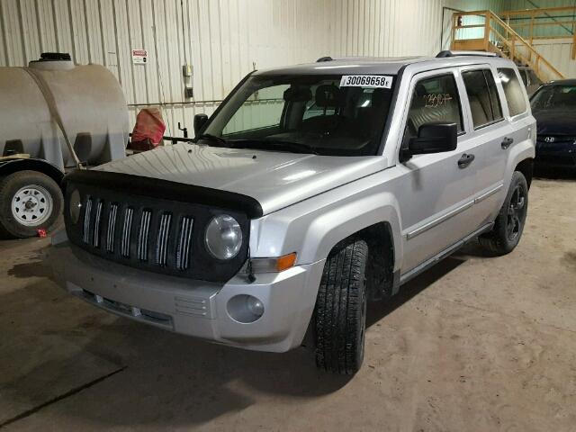 1J8FF48WX8D686943 - 2008 JEEP PATRIOT LI SILVER photo 2