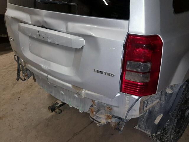 1J8FF48WX8D686943 - 2008 JEEP PATRIOT LI SILVER photo 9