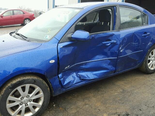 JM1BK324181877526 - 2008 MAZDA 3 S BLUE photo 9