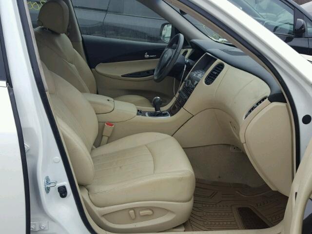 JN1BJ0RR9HM409208 - 2017 INFINITI QX50 CREAM photo 5