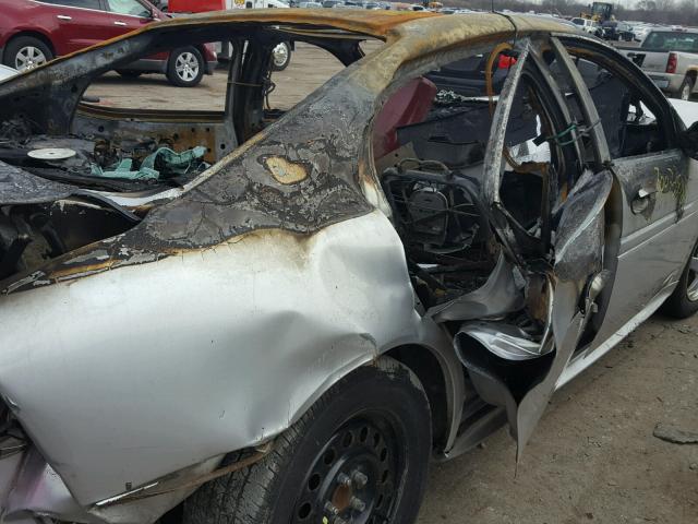 2G2WS522541270050 - 2004 PONTIAC GRAND PRIX SILVER photo 10